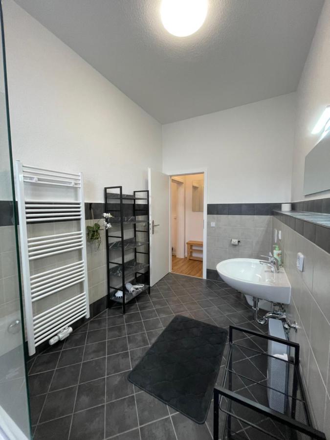 Lucky Stays Ls07 - Vollausstattung - Zentrum - Aufzug - Grosse Kueche - 2 Zimmer - Smart-Tv ماغديبورغ المظهر الخارجي الصورة